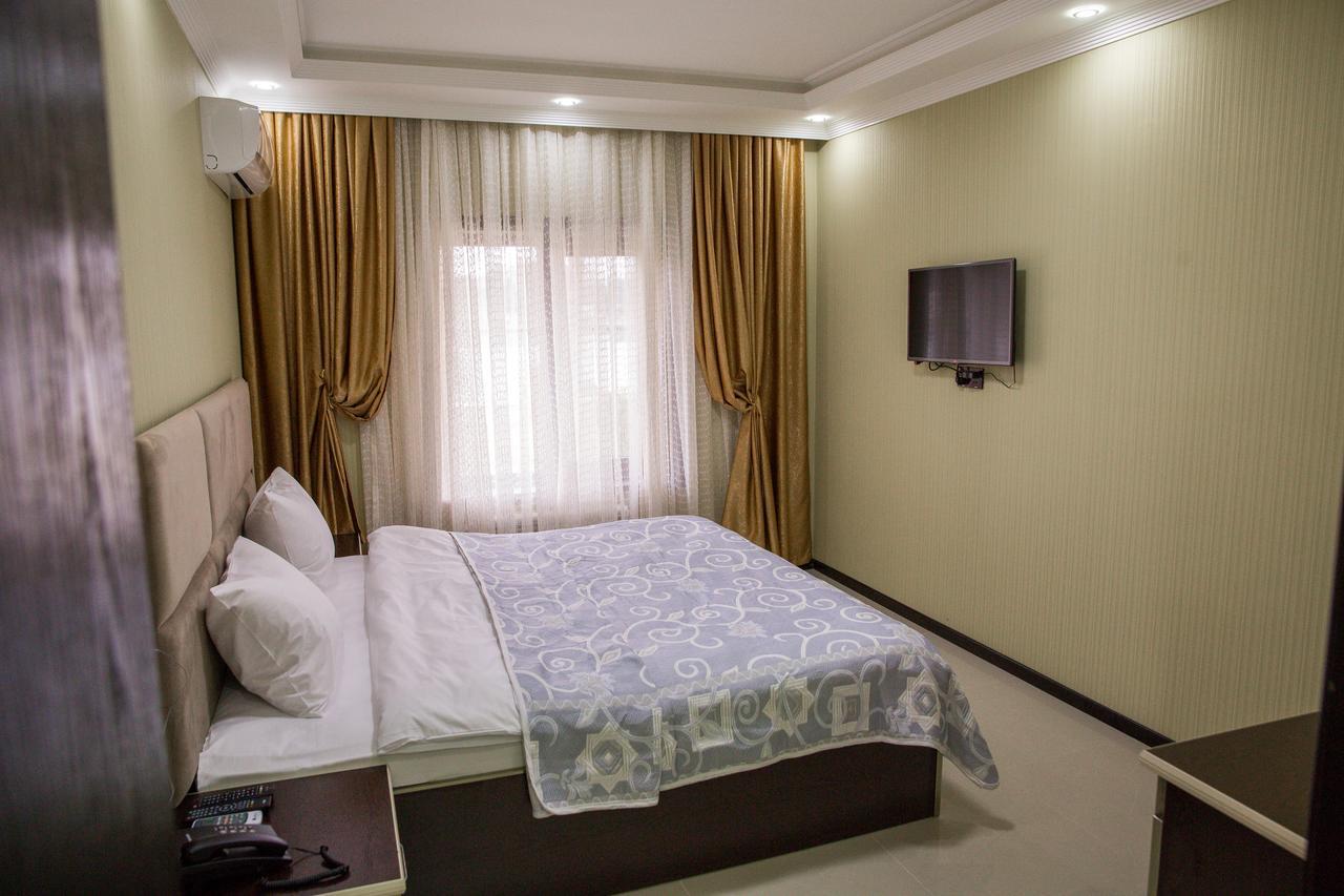 Semeni Hotel & Restaurant Μινγκατσεβίρ Δωμάτιο φωτογραφία