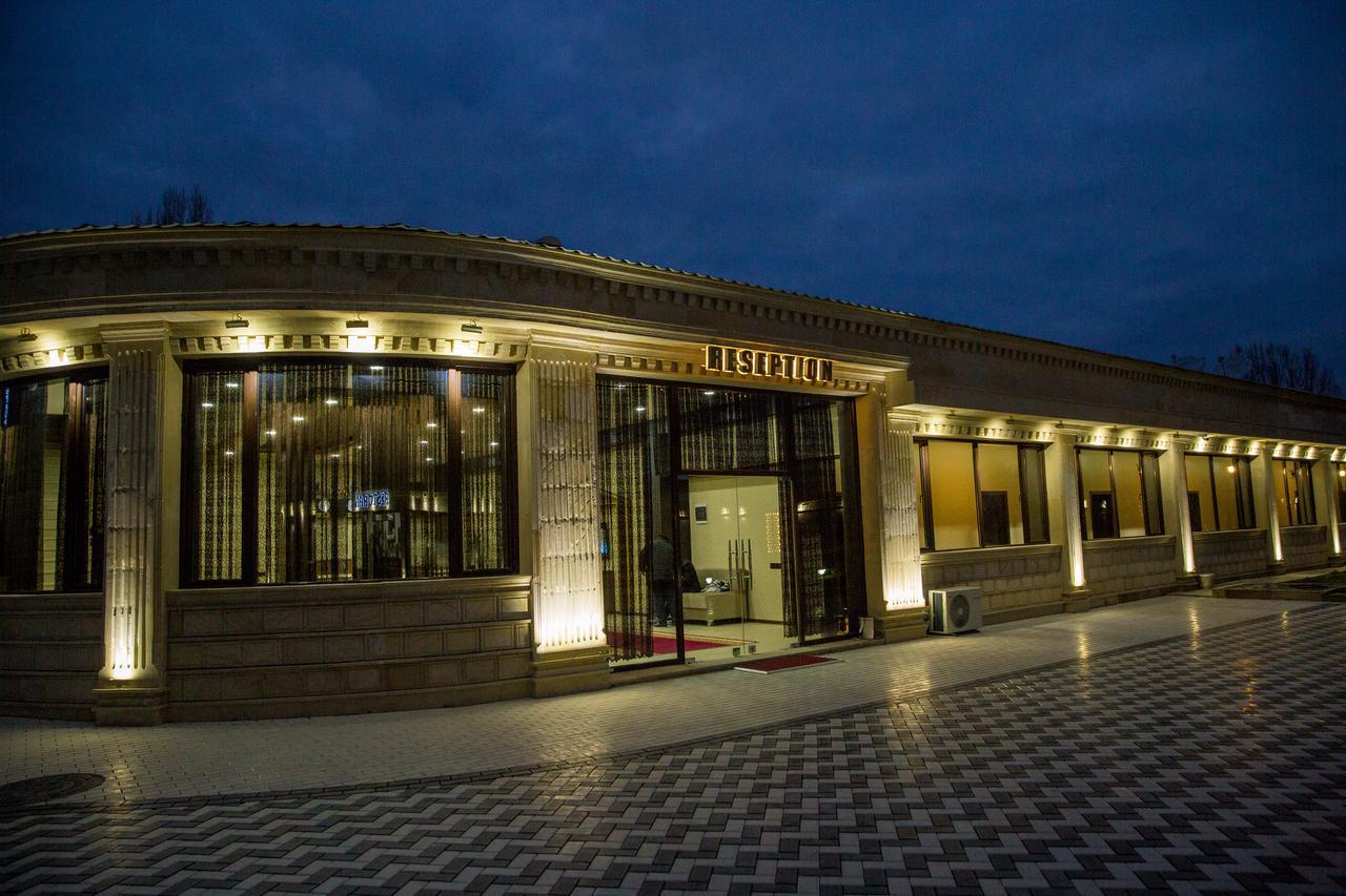 Semeni Hotel & Restaurant Μινγκατσεβίρ Εξωτερικό φωτογραφία